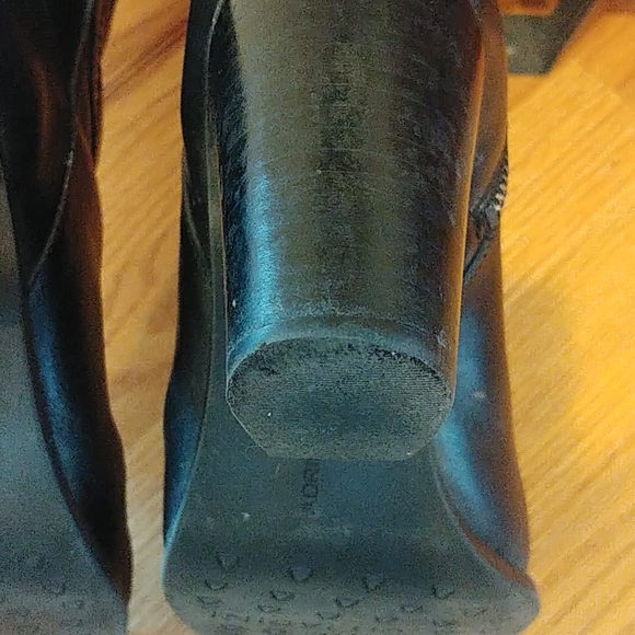 Adrienne Vittadini knee high heeled boot - Picture 9 of 12